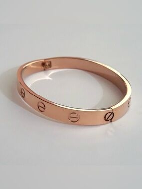 Clip On Generic Screw Bangle Bracelet in Rose Gold
